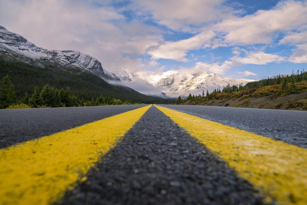 road, highway, asphalt-4882590.jpg